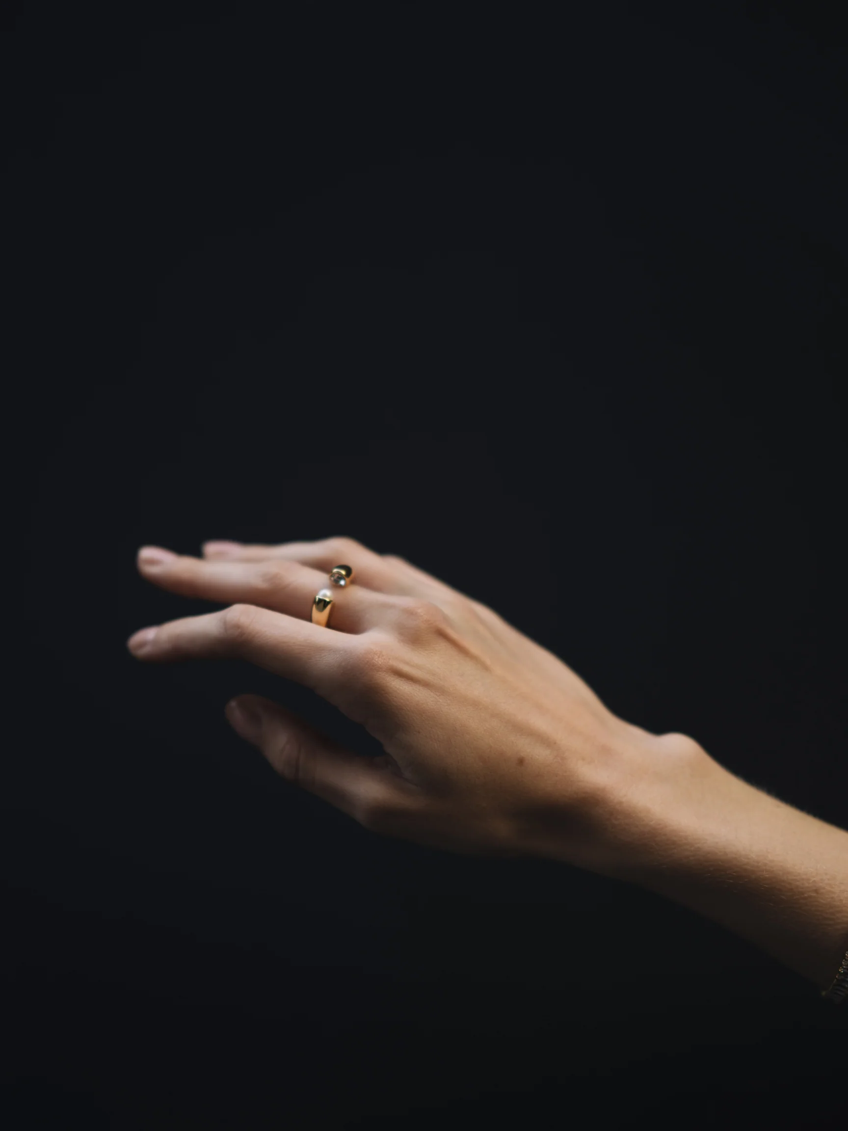 Crystal Pearl Open Ring - Image 5