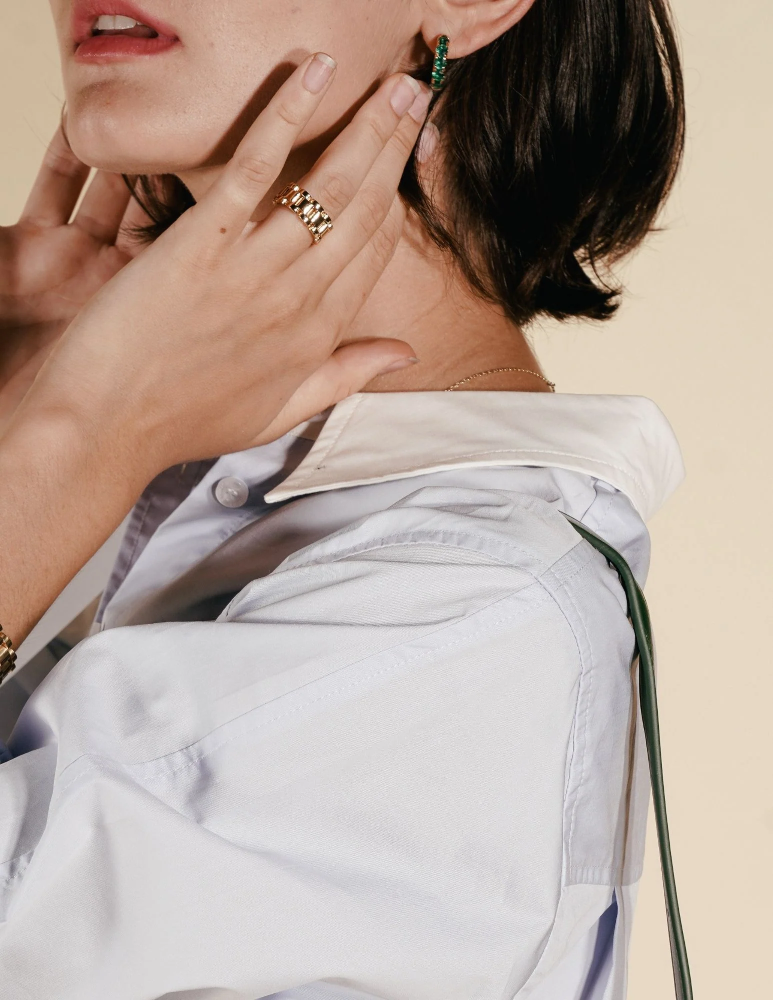 Gold three-link Open Ring - Image 7