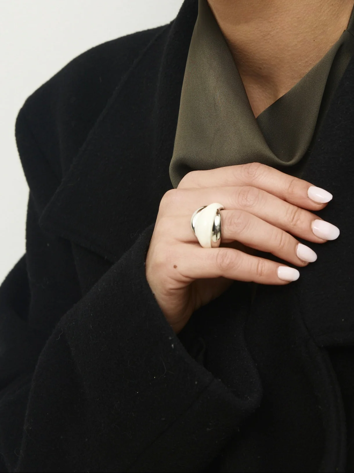 Ivory Twist Ring - Image 2