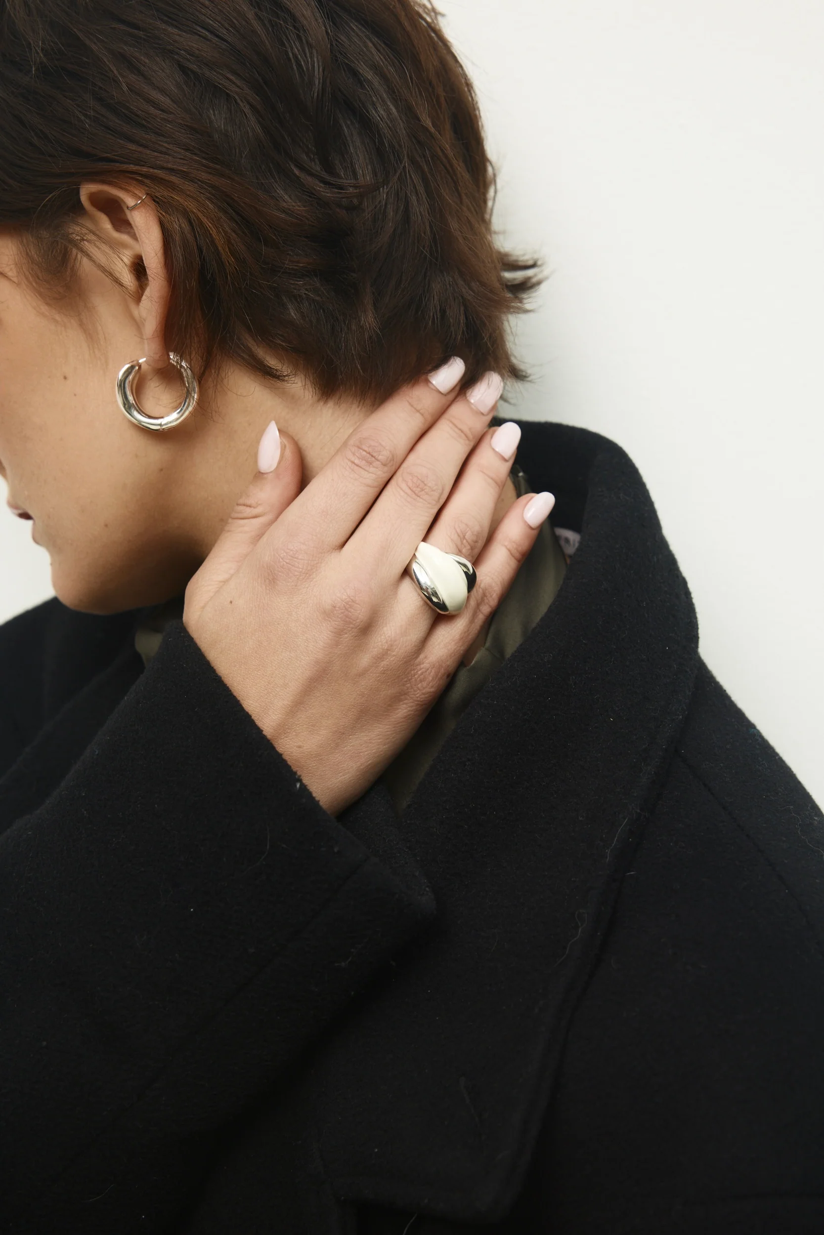 Ivory Twist Ring - Image 3