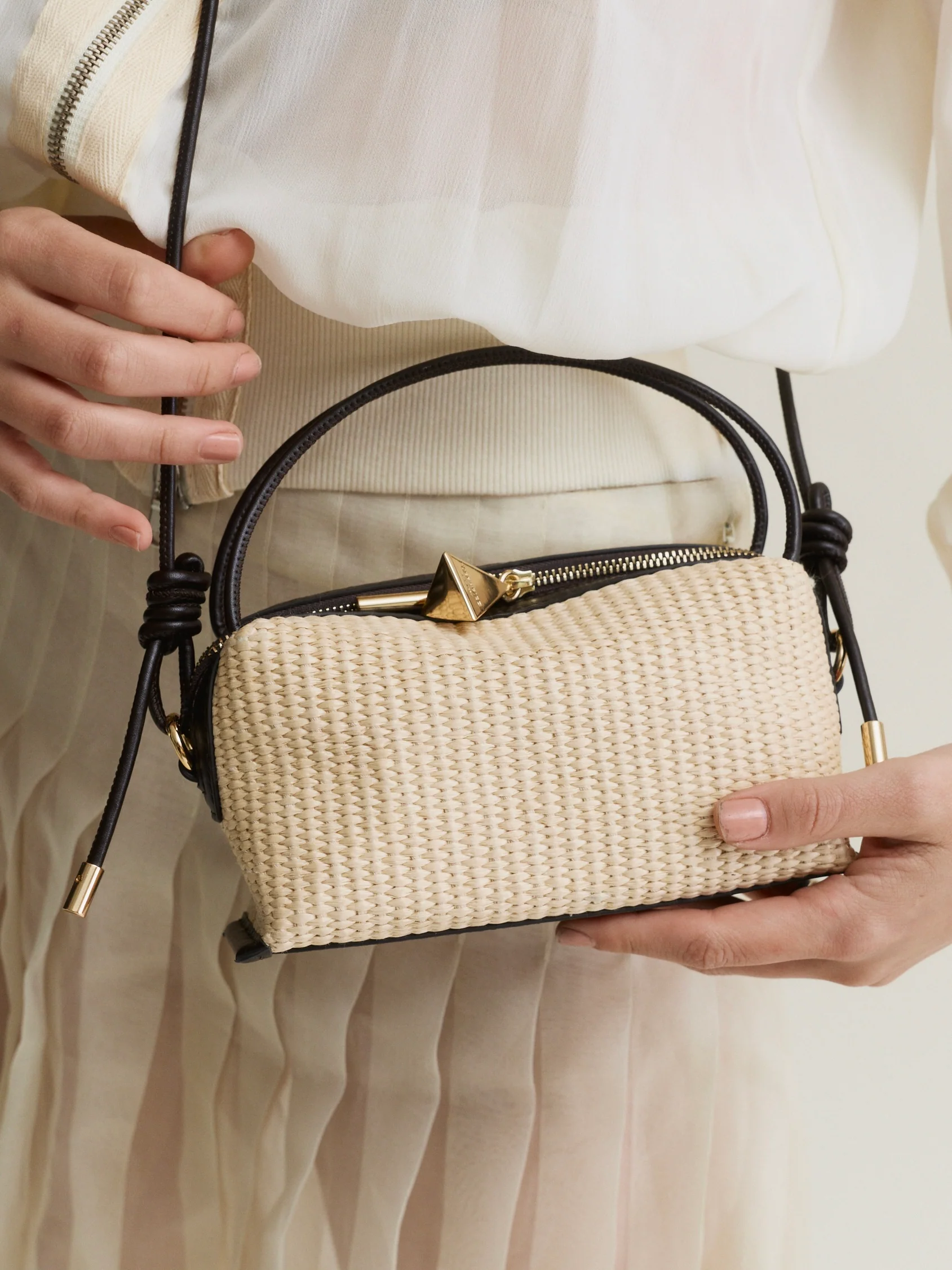 Raffia Café Mini Bag - Image 11
