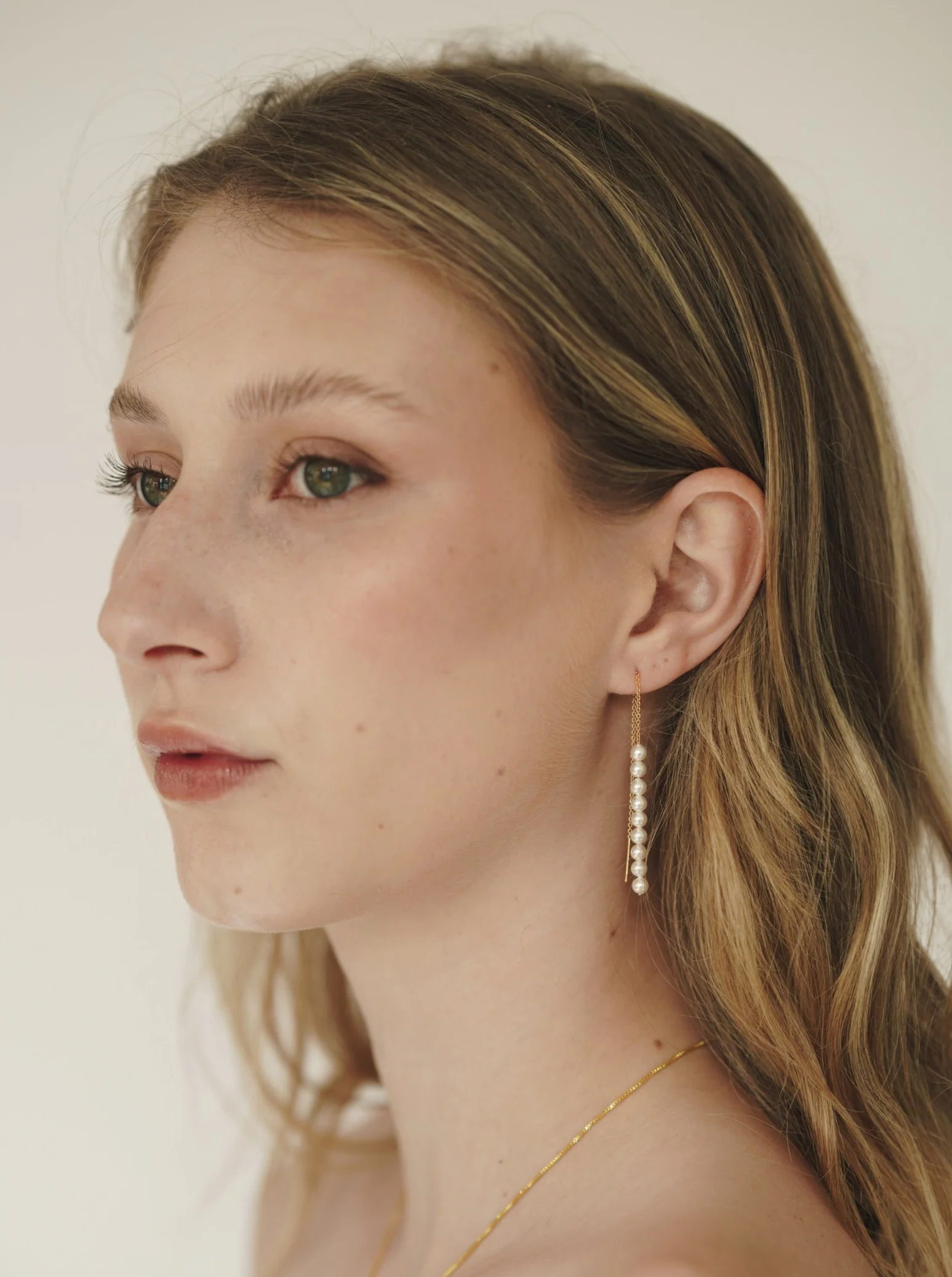 Pearl Drop Threader Earrings - Image 5